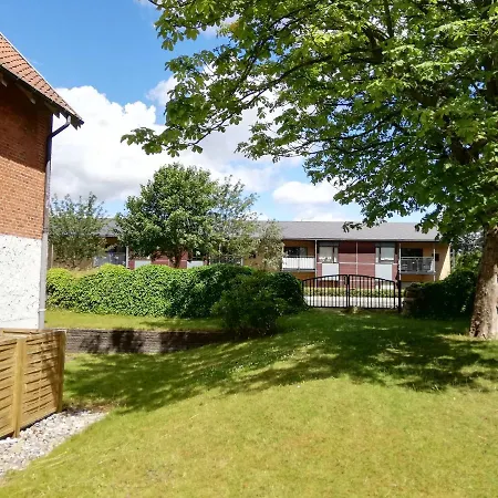 5 Min Walk To Lego House - 80M2 - 2 Bedroom Apartment With Garden Appartement