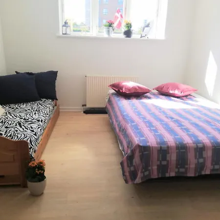5 Min Walk To Lego House - 80M2 - 2 Bedroom Apartment With Garden Appartement *