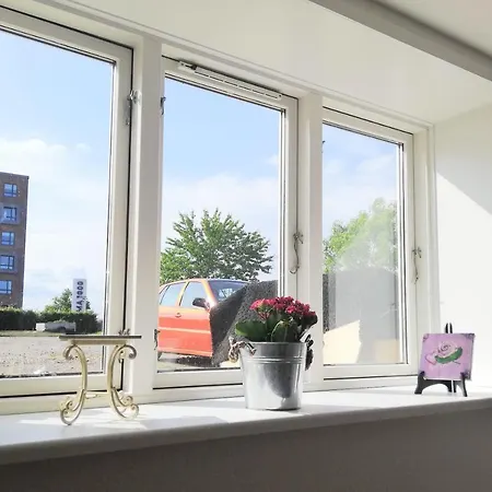 5 Min Walk To Lego House - 80M2 - 2 Bedroom Apartment With Garden Appartement Billund